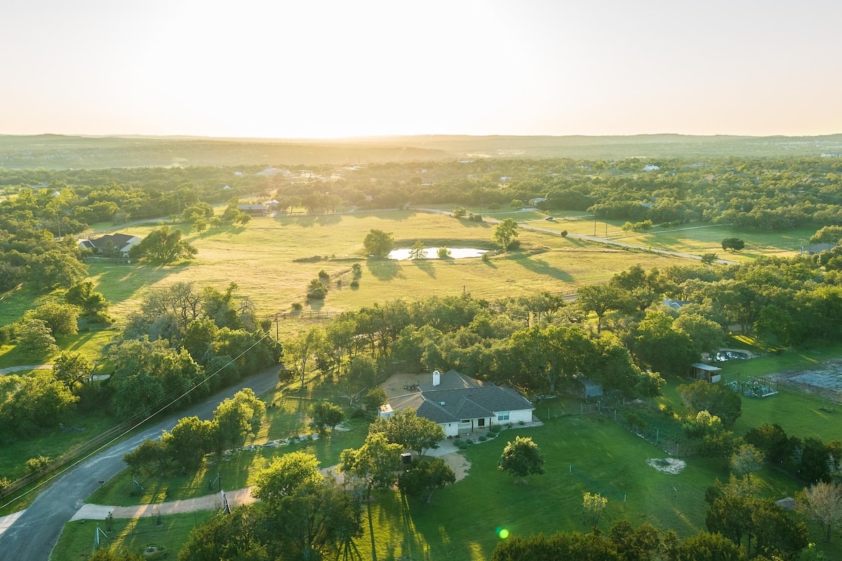 Luxury. Privacy. Texas Hill Country.